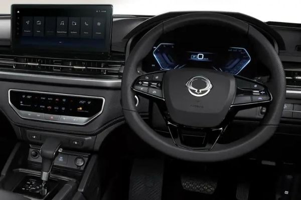 Vehicle view 4